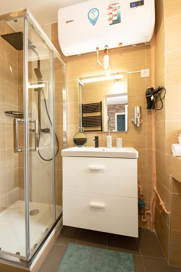 Rer C A 4 Minutes A Pieds Chateau De Versailles 15 Minutes A Pied Apartment Luaran gambar
